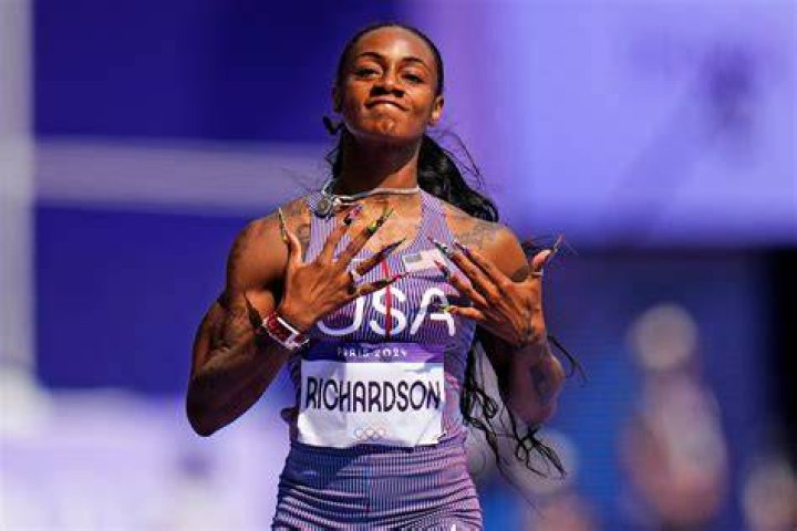 
Cari Carr Height, Weight, Net Worth, Age, Birthday, Wikipedia, Who, Nationality, Biography 