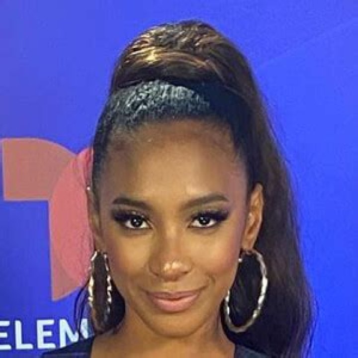 
Grace Shadrack Height, Weight, Net Worth, Age, Birthday, Wikipedia, Who, Nationality, Biography 