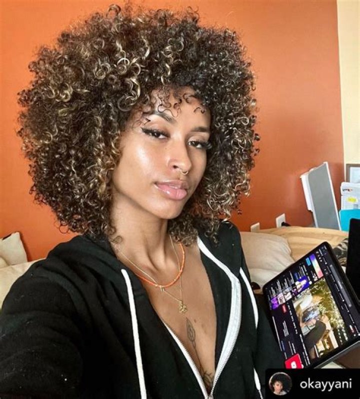 
Micah Lonell Dickey from Atlanta’s hairstylist passed away 