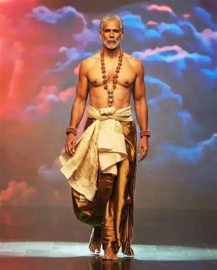 Milind Soman Height, Weight, Net Worth, Age, Birthday, Wikipedia, Who, Instagram, Biography