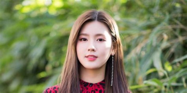 
The Untold Truth of (G)I-DLE Member – Cho Mi-yeon 