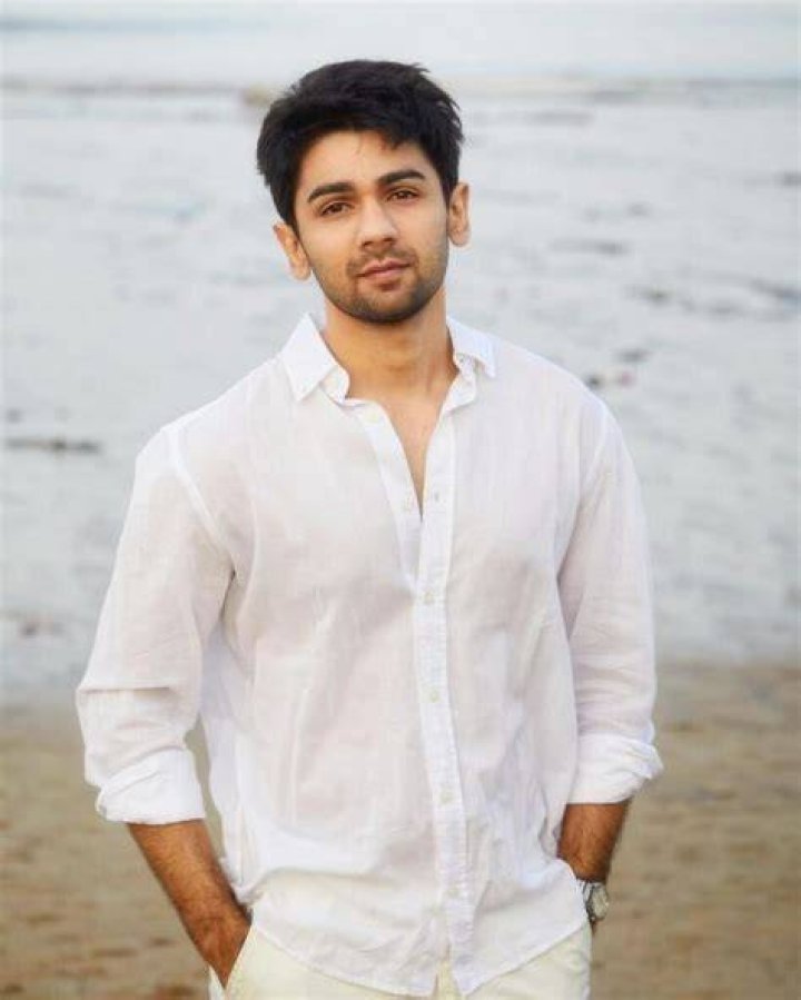 Umar Kamani Height, Weight, Net Worth, Age, Birthday, Wikipedia, Who, Nationality, Biography