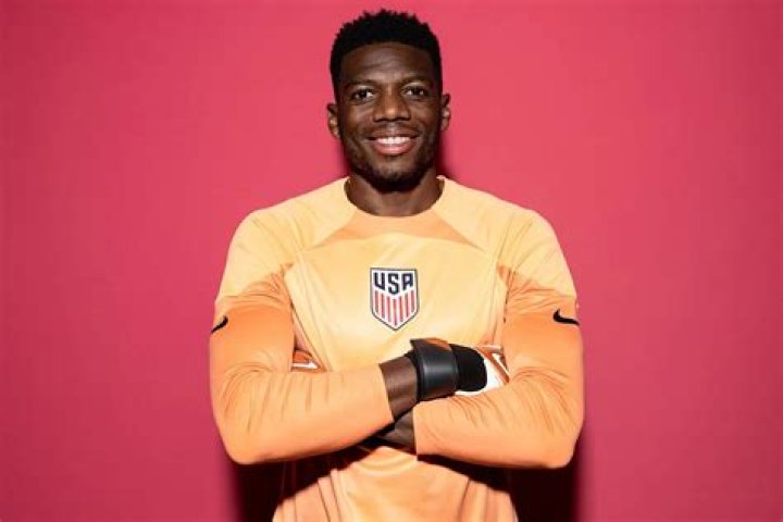 
USMNT Goalkeeper Sean Johnson Says the World Cup Team Is ‘Always Pushing Each Other’ 